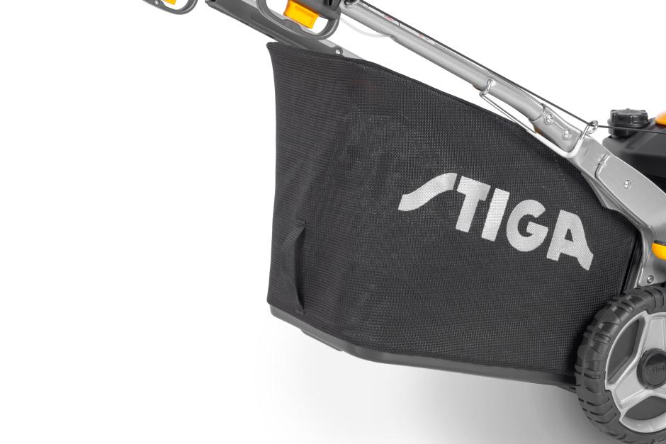 Pojemny kosz na ścinki