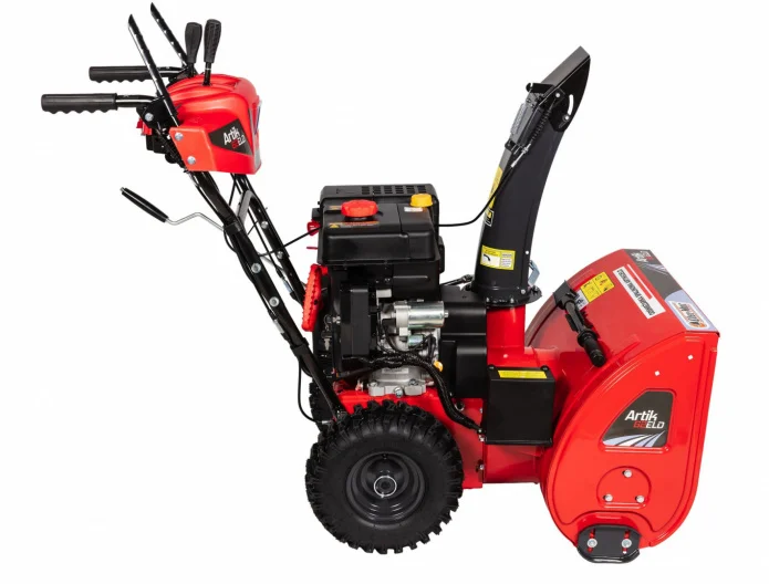 Oleo-Mac 62 ELD - Maksymalna odległość wyrzutu śniegu do 15 m.