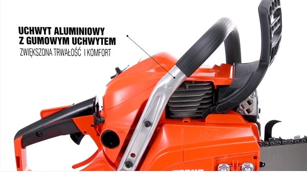 Echo CS-501 SX - Większy komfort dzięki gumowemu uchwytowi