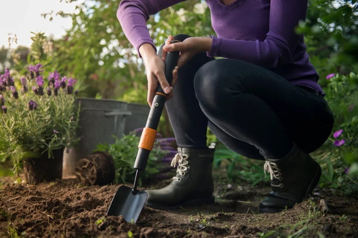 Fiskars 1000730 - Do sadzenia i przesadzania