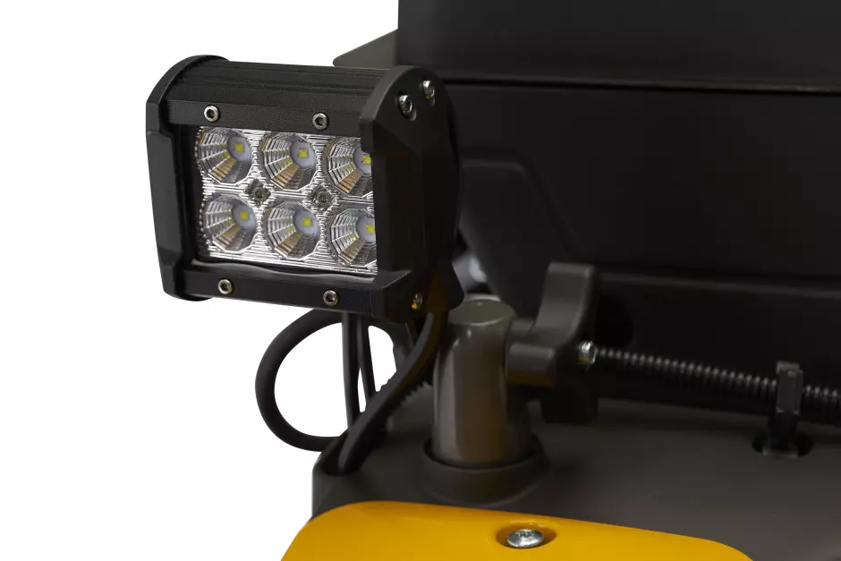 Stiga ST 976 T - 6 reflektorów LED-owych z możliwością ustawienia w 4 różnych pozycjach