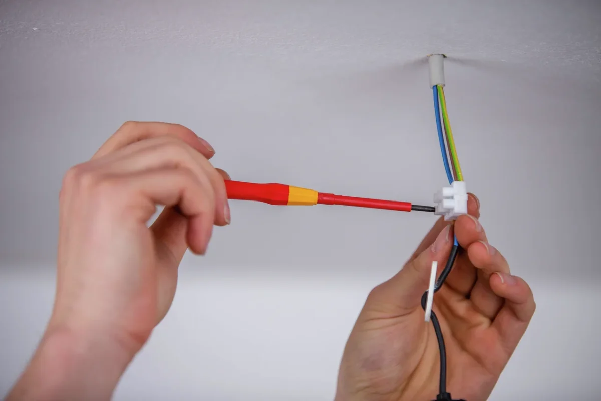 Wiha 43162 - Bezpieczna praca do 1000 V AC