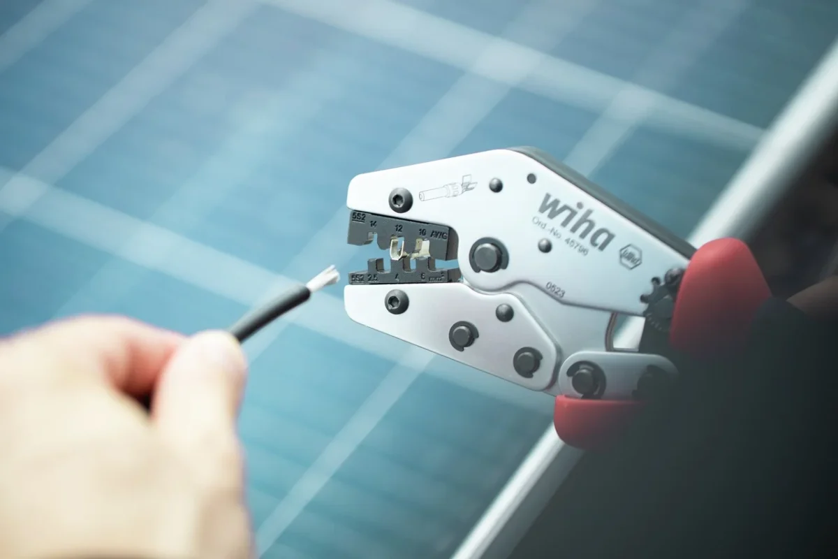 Wiha 41246 - Zaciskanie kabli solarnych Ø 2,5 / 4 / 6 mm²