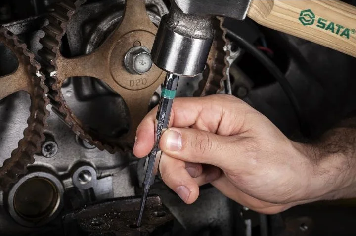 Sata ST09161SJ - W komplecie znajdziesz praktyczny plastikowy organizer, który pozwala na szybkie uporządkowanie narzędzi i ich bezpieczny transport