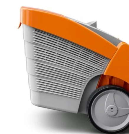 STIHL RM 253 – składany kosz i zoptymalizowany nóż