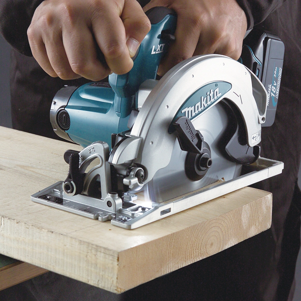 Makita DSS610Z – wersja bez akumulatora i ładowarki do systemu 18V LXT